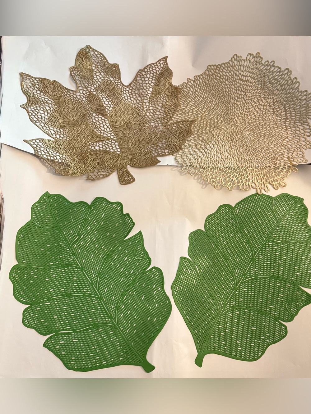 Vintage Set of 4 Leaf Placemats Mixed Bundle Metallic Gold & Green Maple